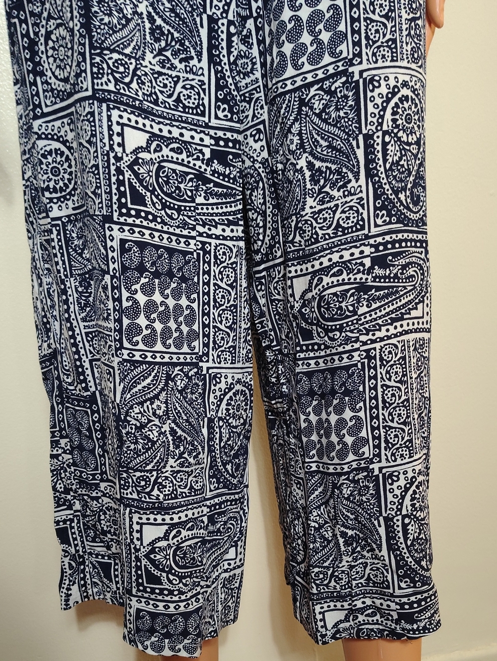 Asuwish Women's Paisley Print Wide-Leg Jumpsuit.Size L - Picture 10 of 14